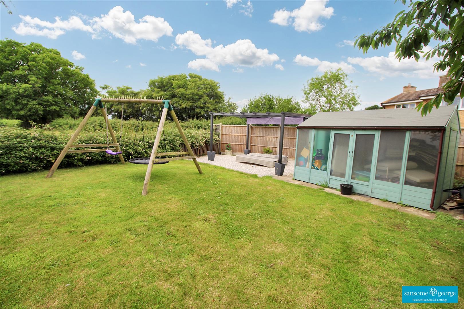 Farm Drive, Tilehurst, Reading